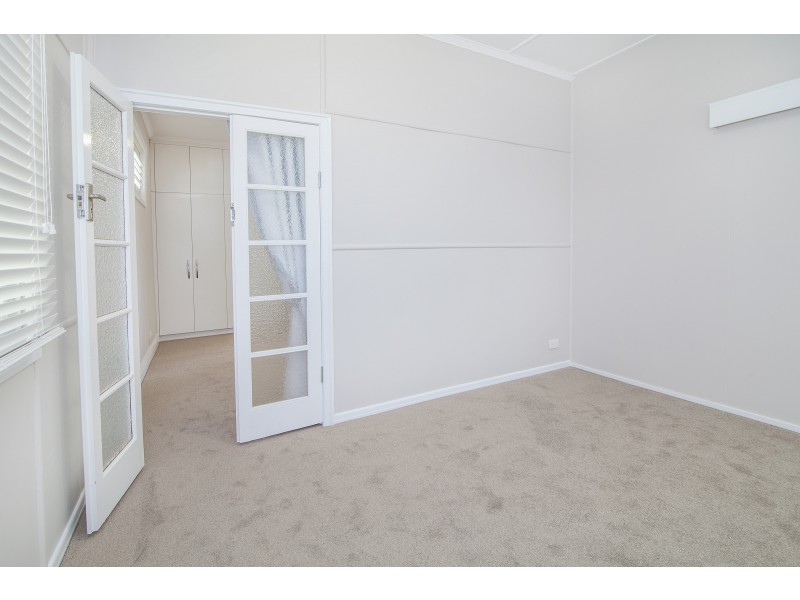 14 Margaret Street, Booval QLD 4304