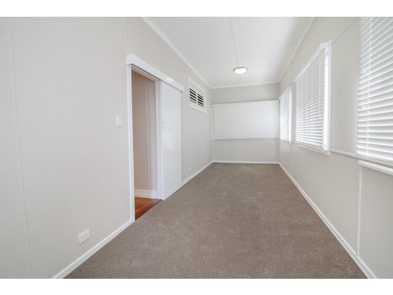 14 Margaret Street, Booval QLD 4304