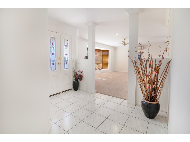 20 Capriole Close, Yamanto QLD 4305