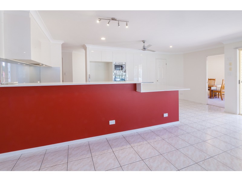 20 Capriole Close, Yamanto QLD 4305
