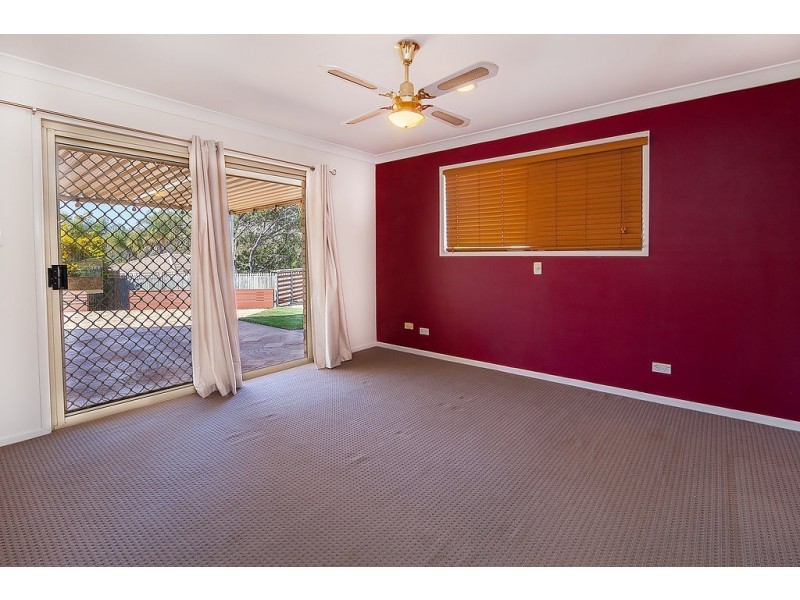 20 Capriole Close, Yamanto QLD 4305