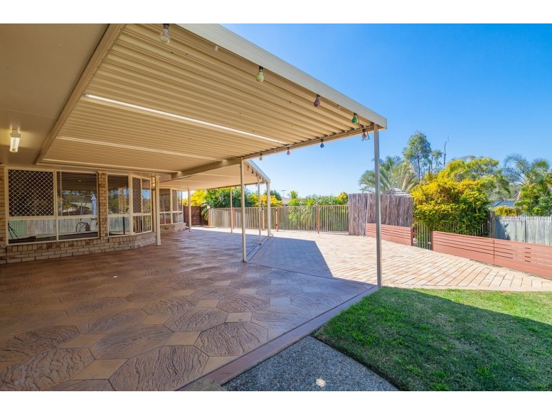 20 Capriole Close, Yamanto QLD 4305