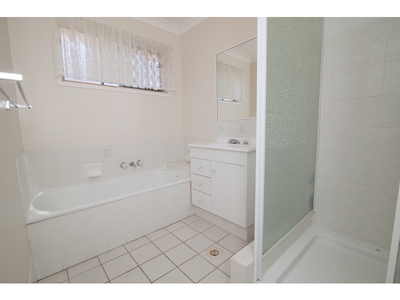 202 Wildey Street, Flinders View QLD 4305