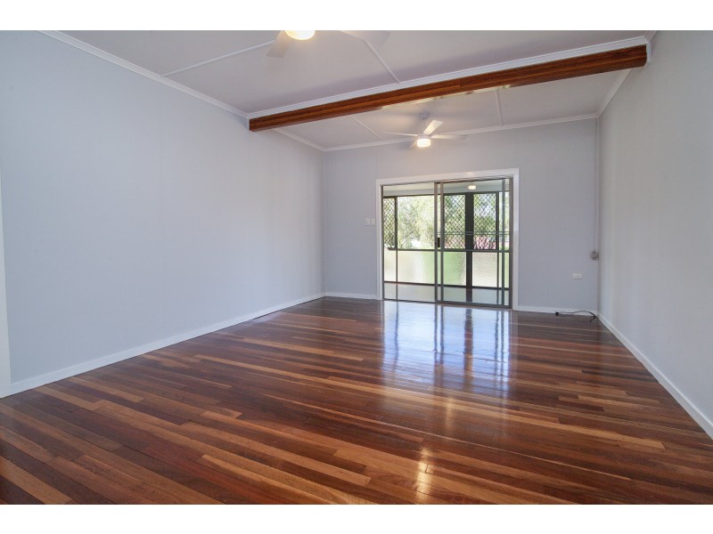 2 Johnston Street, Silkstone QLD 4304