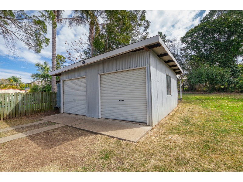 2 Johnston Street, Silkstone QLD 4304