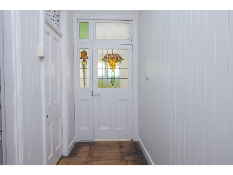 32 Waterworks Road, Brassall QLD 4305