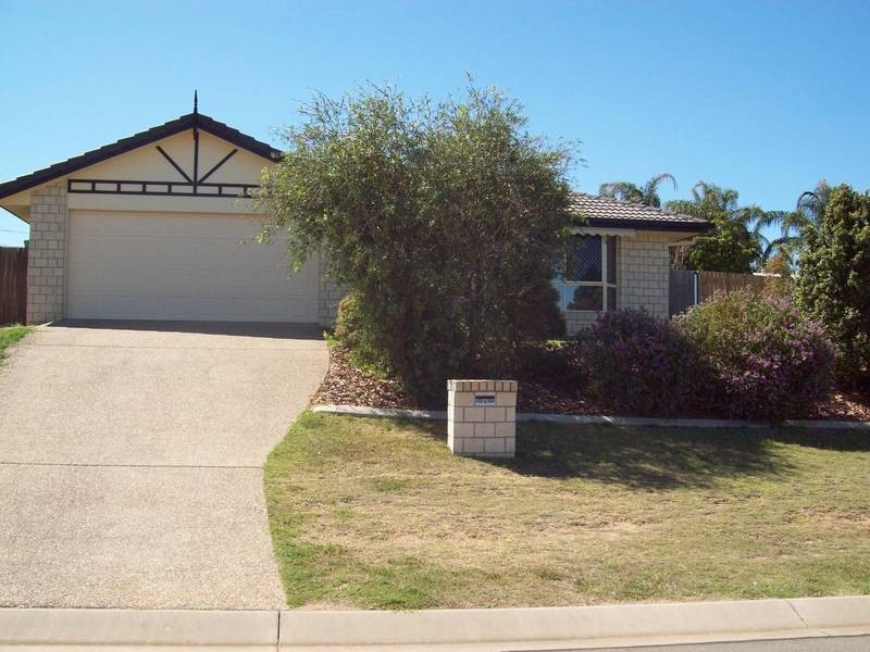 8 Kathleen Place, Yamanto QLD 4305