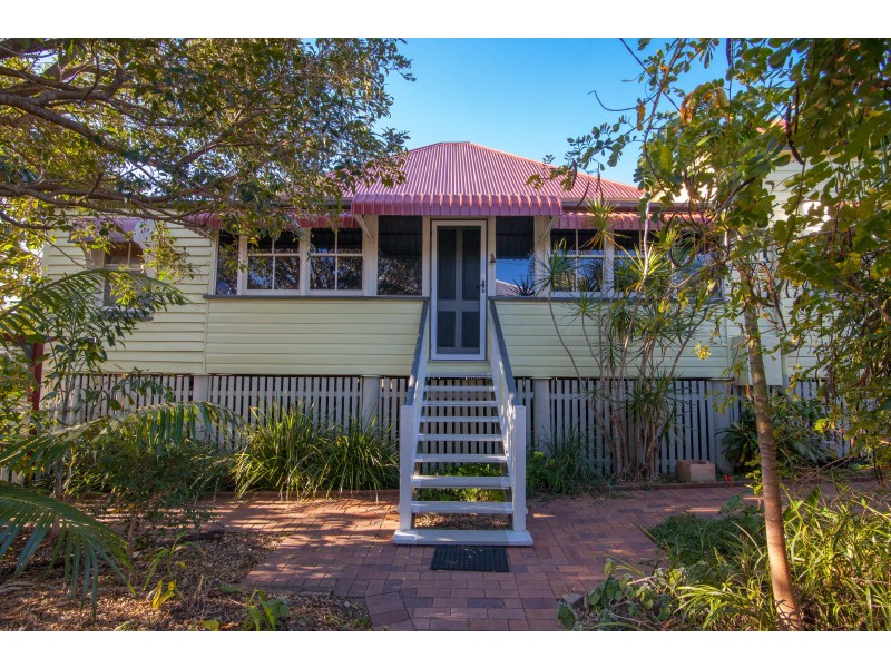 8 Lennon Lane, North Ipswich QLD 4305