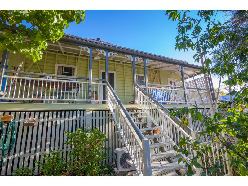 8 Lennon Lane, North Ipswich QLD 4305