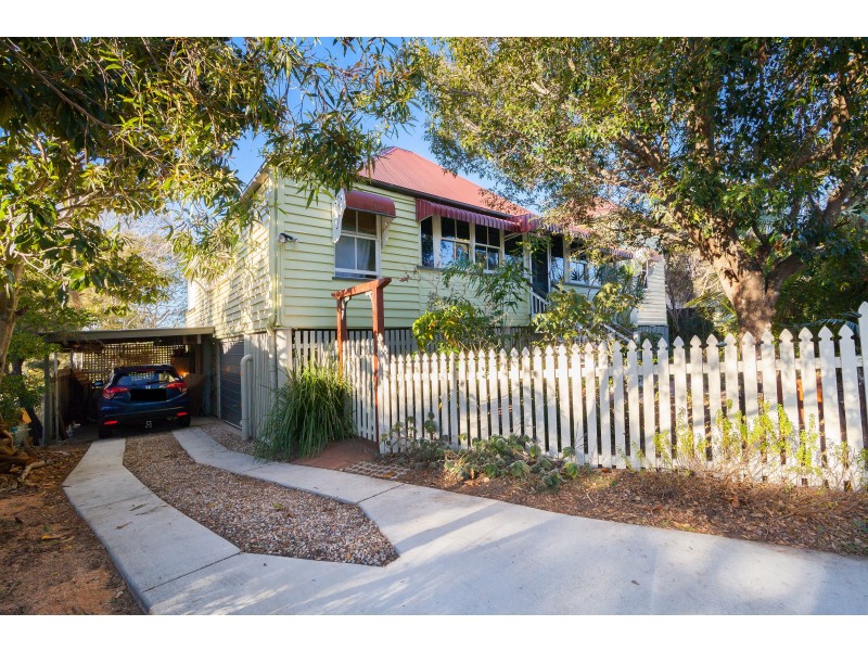 8 Lennon Lane, North Ipswich QLD 4305