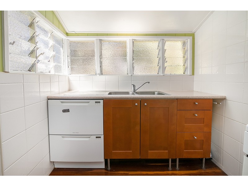 8 Lennon Lane, North Ipswich QLD 4305