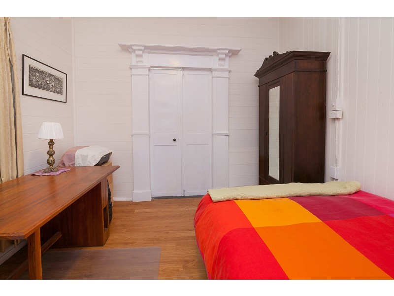 8 Lennon Lane, North Ipswich QLD 4305