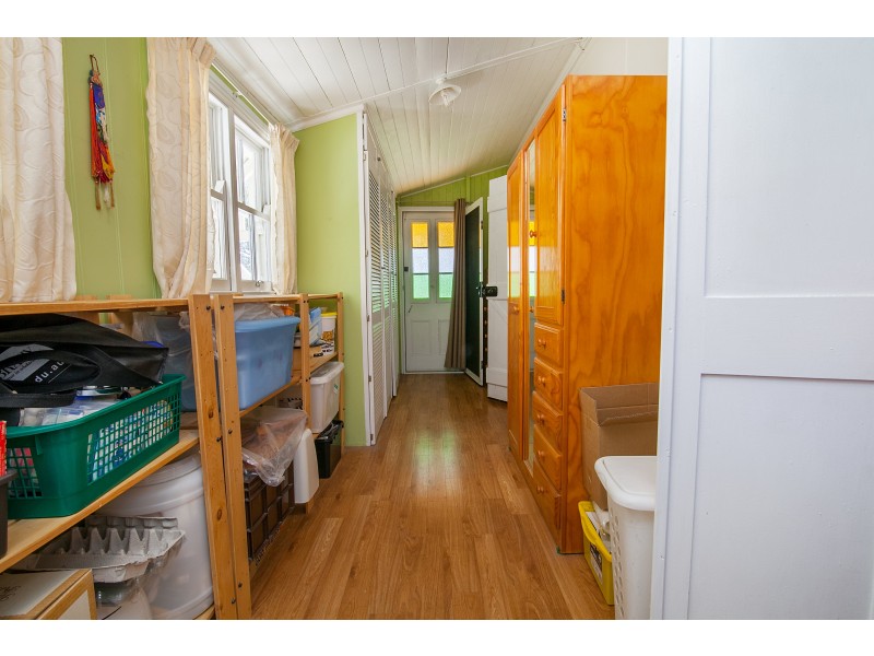 8 Lennon Lane, North Ipswich QLD 4305