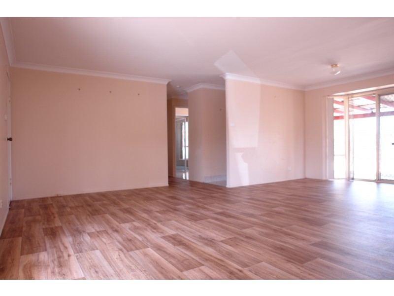 67 Bernadette Crescent, Rosewood QLD 4340