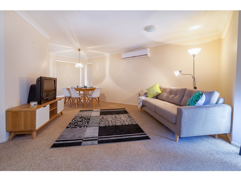 5 Joshua Place, Raceview QLD 4305
