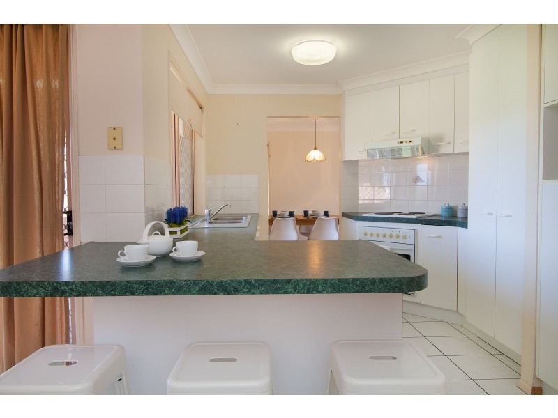 5 Joshua Place, Raceview QLD 4305