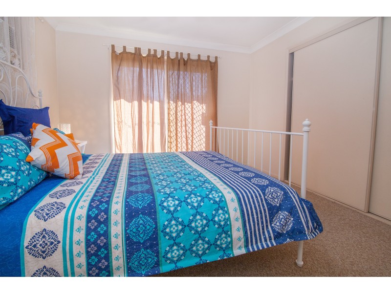 5 Joshua Place, Raceview QLD 4305