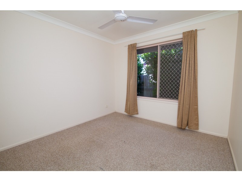 5 Joshua Place, Raceview QLD 4305