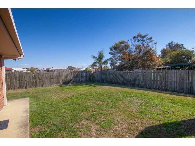 5 Joshua Place, Raceview QLD 4305
