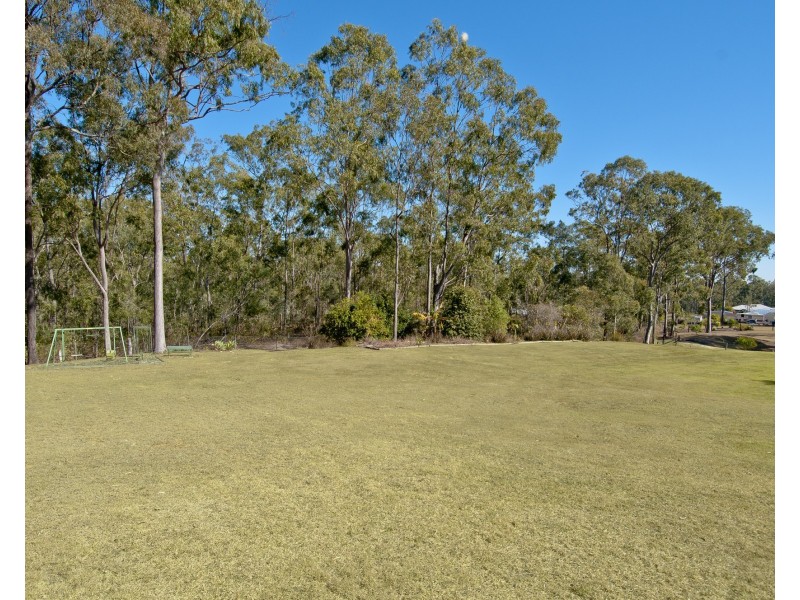 10-14 Eastfield Court, Deebing Heights QLD 4306