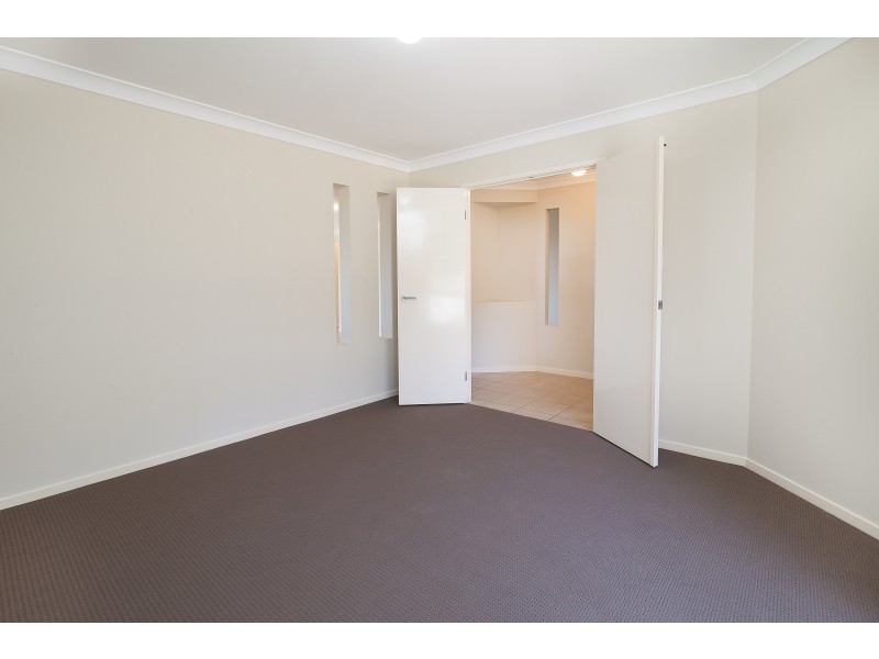 3 Caspian Court, Wulkuraka QLD 4305
