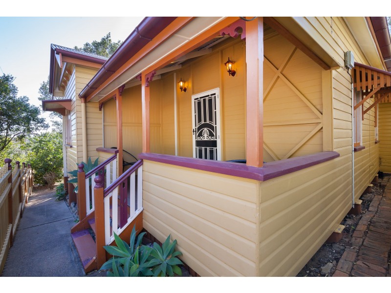 4 Ferguson Street, North Ipswich QLD 4305