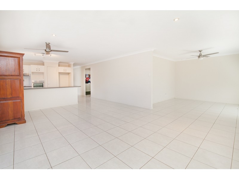 135 Currajong Place, Brassall QLD 4305