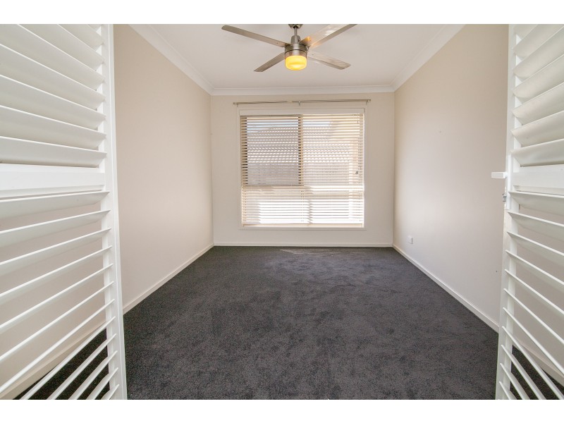 135 Currajong Place, Brassall QLD 4305