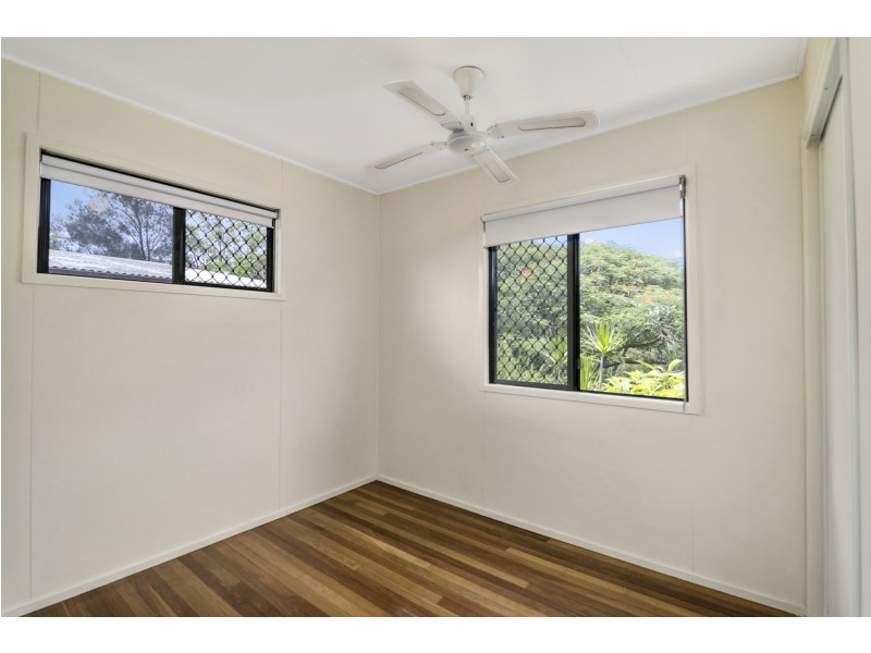 10 Farr Street, East Ipswich QLD 4305
