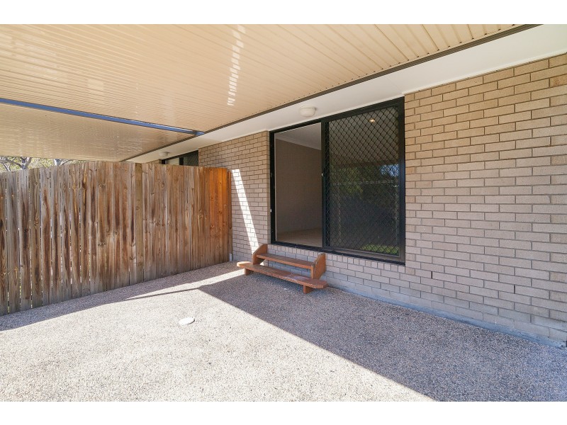 39 Creek Street, Bundamba QLD 4304