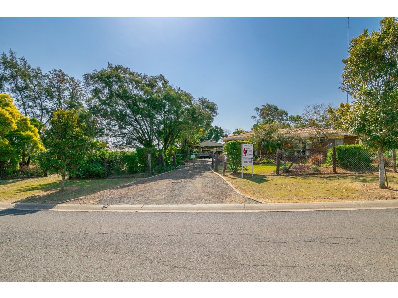3 Flame Tree Court, Walloon QLD 4306