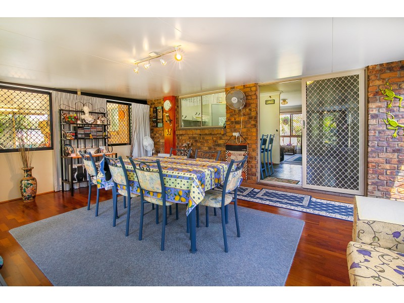 3 Flame Tree Court, Walloon QLD 4306