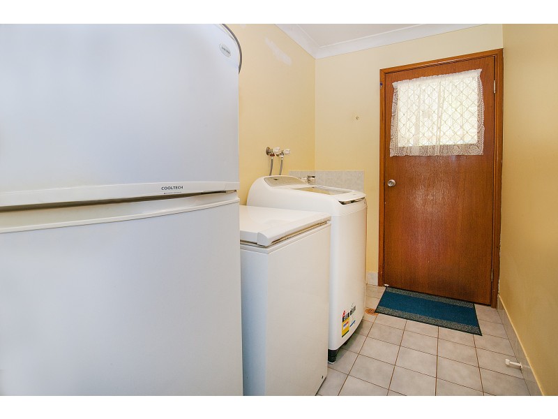 3 Flame Tree Court, Walloon QLD 4306