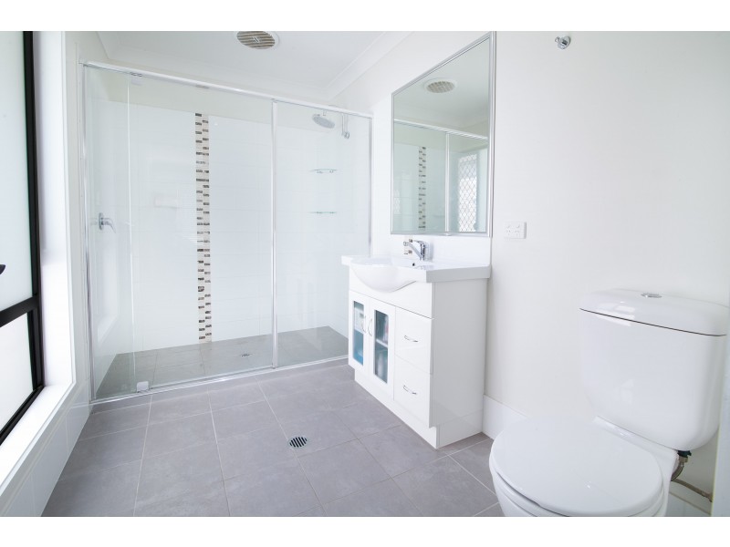 60 Regents Drive, Redbank Plains QLD 4301