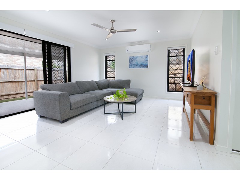 60 Regents Drive, Redbank Plains QLD 4301