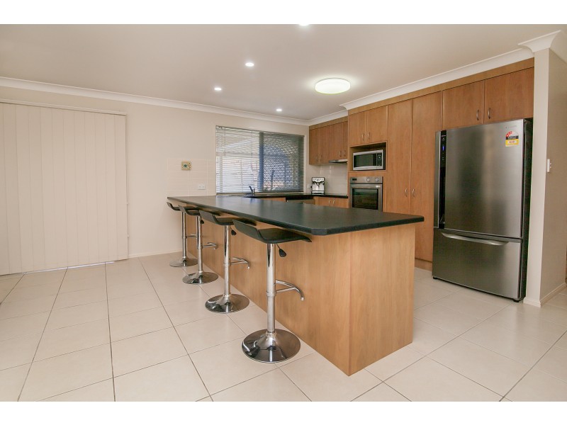 3 Ivanhoe Place, Brassall QLD 4305
