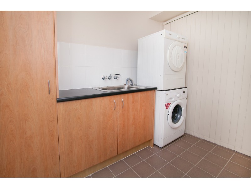 3 Ivanhoe Place, Brassall QLD 4305