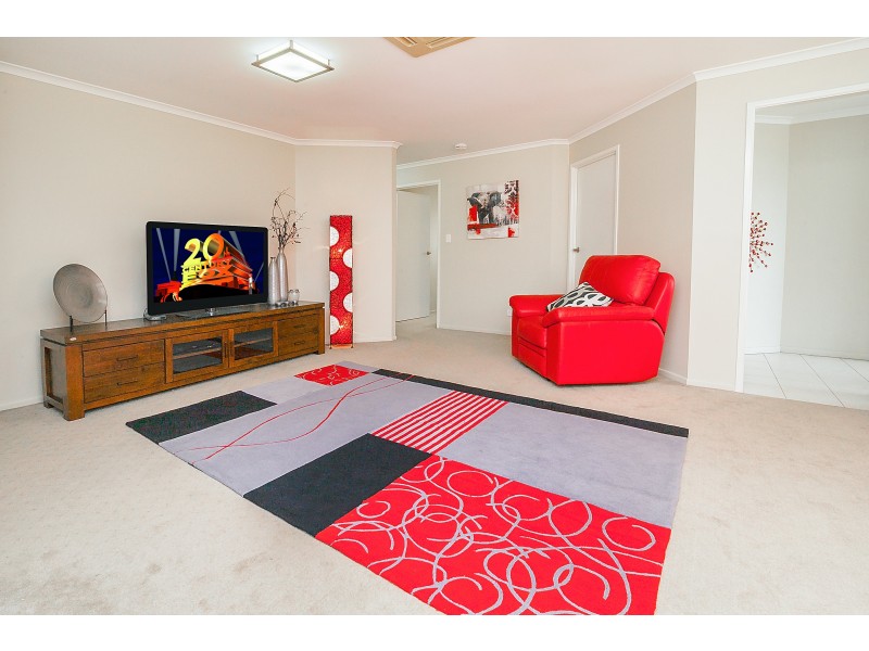 1/17 Gibbs Street, Churchill QLD 4305