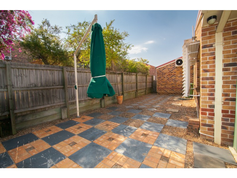 1/17 Gibbs Street, Churchill QLD 4305