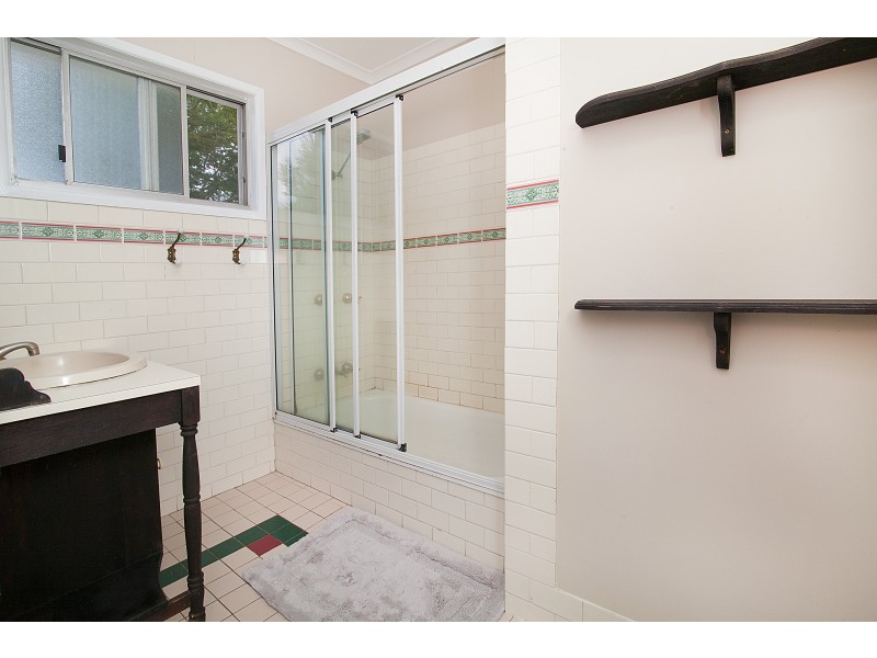 112 Holdsworth Road, North Ipswich QLD 4305