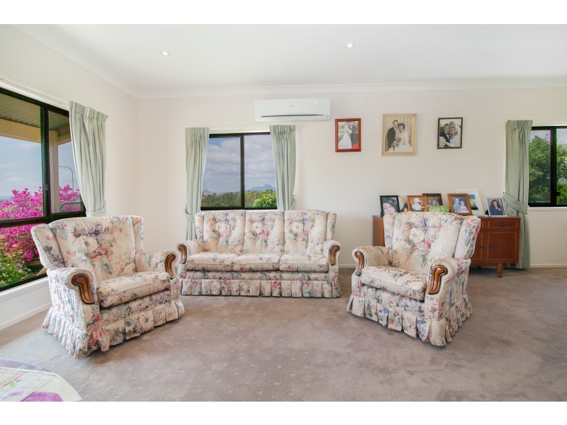 5 Miles Court, Harrisville QLD 4307