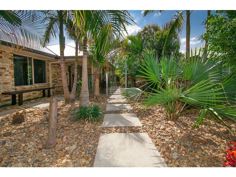 66 Jonquil Circuit, Flinders View QLD 4305