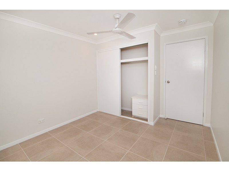 66 Jonquil Circuit, Flinders View QLD 4305