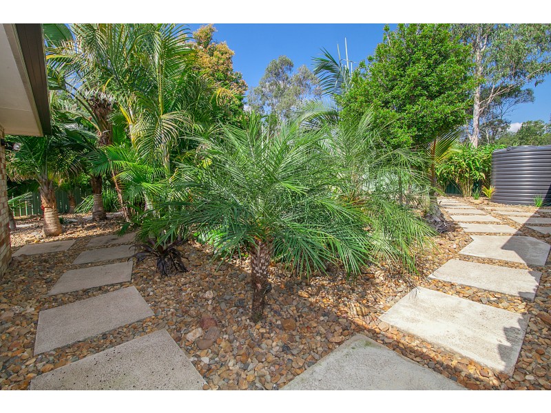 66 Jonquil Circuit, Flinders View QLD 4305