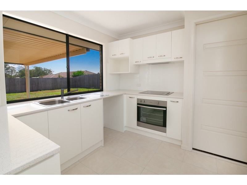 98 Westminster Crescent, Raceview QLD 4305