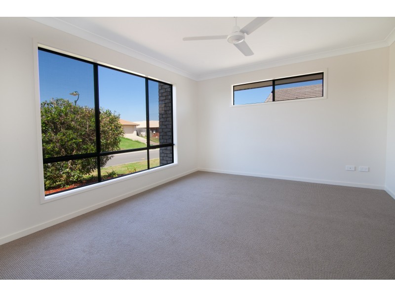 98 Westminster Crescent, Raceview QLD 4305