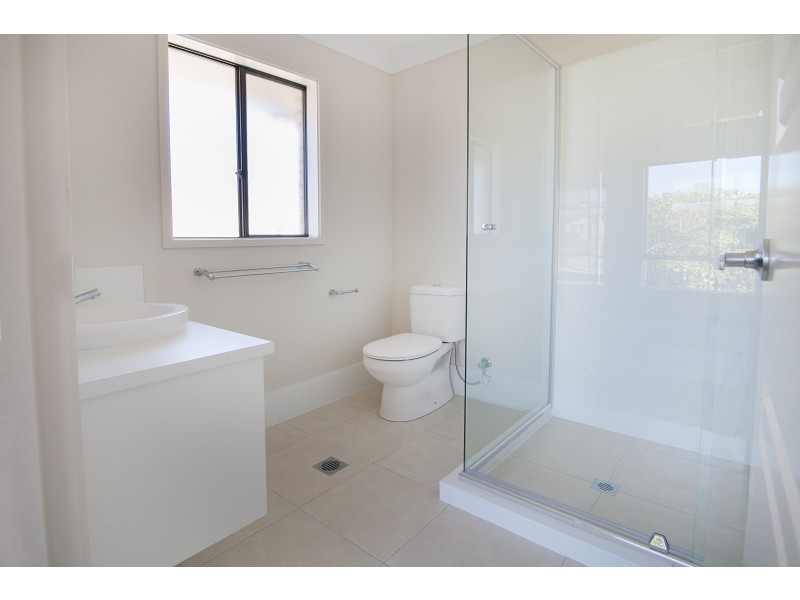 98 Westminster Crescent, Raceview QLD 4305