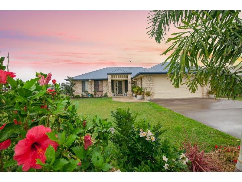 19 Peak Court, Peak Crossing QLD 4306