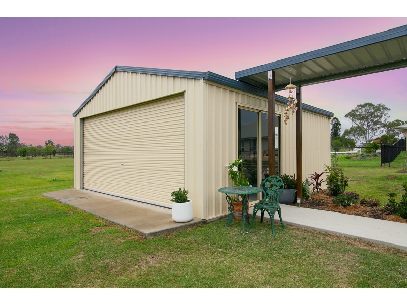 19 Peak Court, Peak Crossing QLD 4306