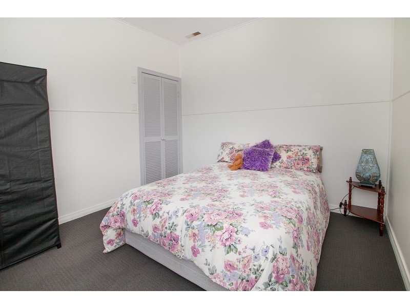 55 Alice Street, Silkstone QLD 4304